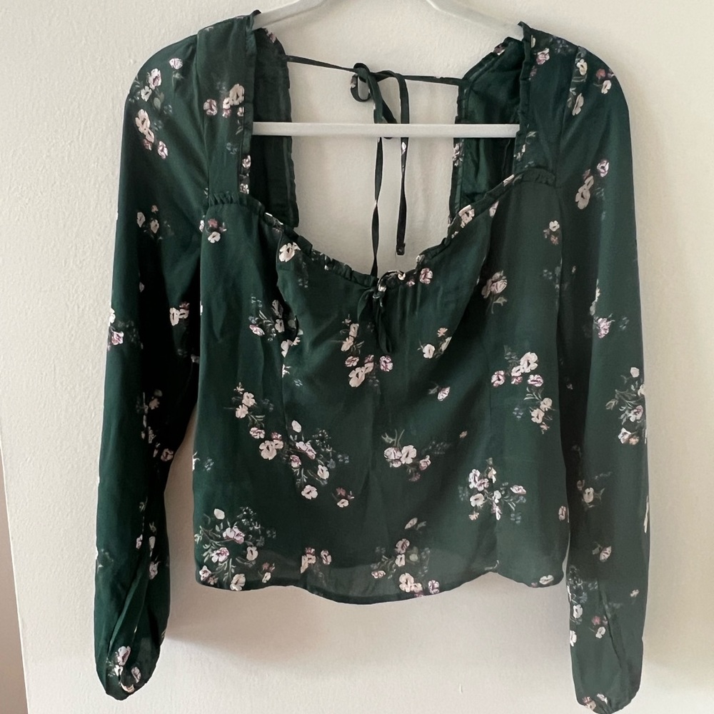 Abercrombie floral long sleeve shirt - Size M